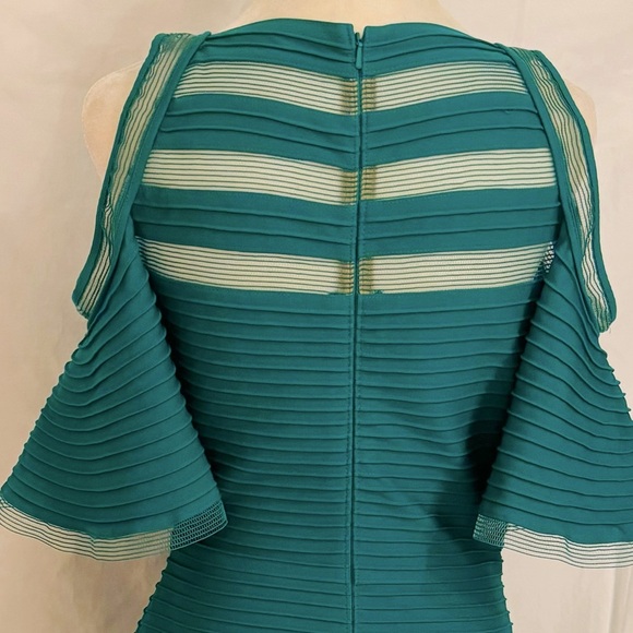 Tadashi Shoji Carlyn Green Dress | Small - Picture 10 of 10